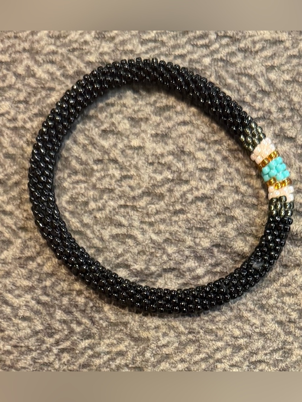 Sashka Co. Glass Bead Bracelet
